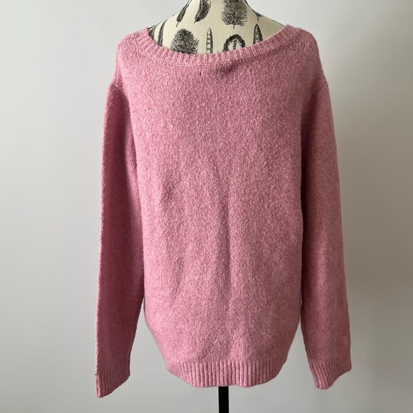 Cupcakes and Cashmere Heart Sweater - Picture 3 of 6